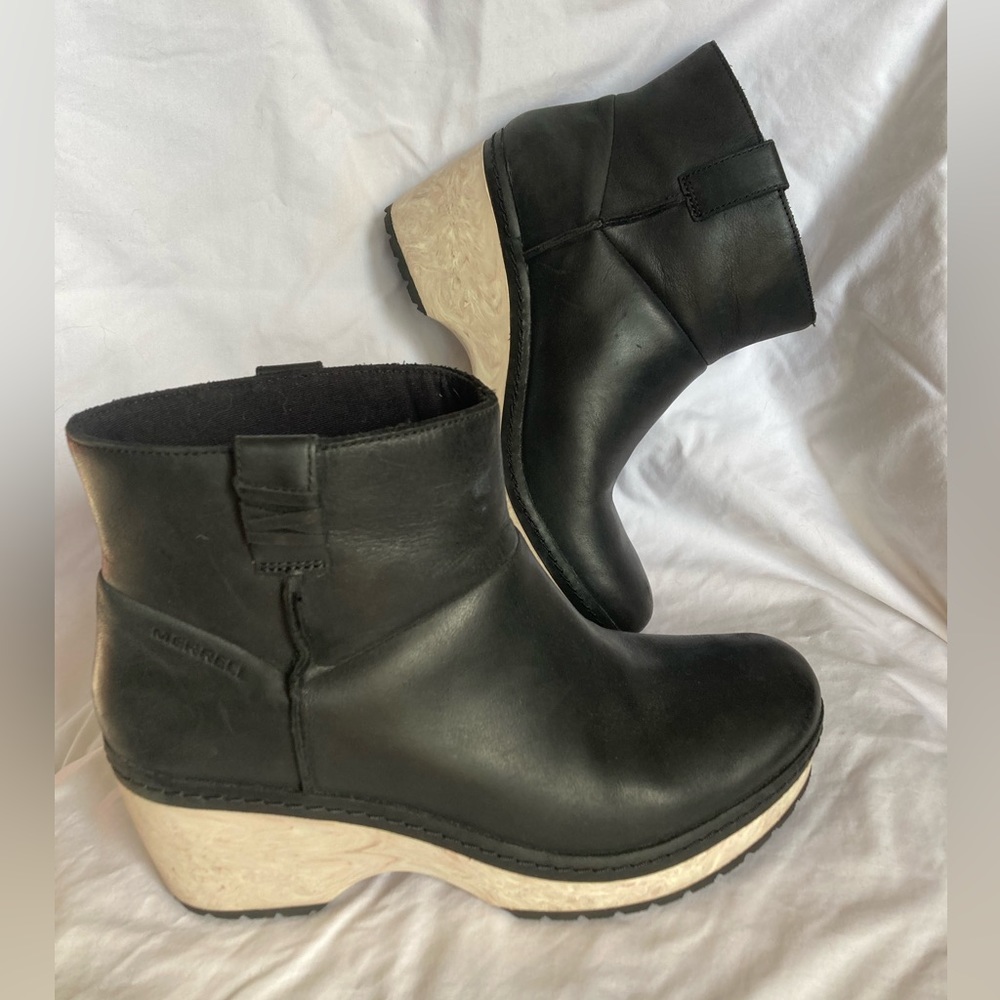 Real leather wedge booties 9.5 EUC